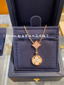 Louis Vuitton LV rose gold zweifarbige schale doppelte blume halskette-3582