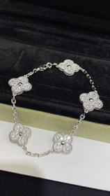 Van Cleef & Arpels Vierblatt Kleefel Voll Diamant Fünf-Blumen-Armband-3732  