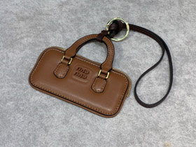 MIUMIU Brieftasche Anhänger-4020