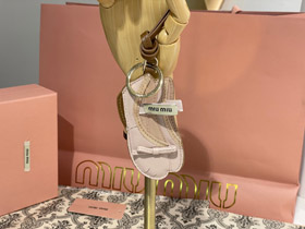 MIUMIU rosa Schuhanhänger-3879